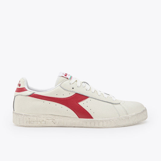 DIADORA | UNISEX SNEAKERS | GAME L LOW WAXED WHITE &amp; RED PEPPER | WHITE